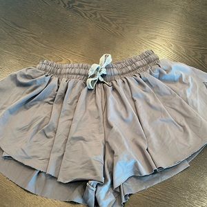 Grey Amazon butterfly shorts